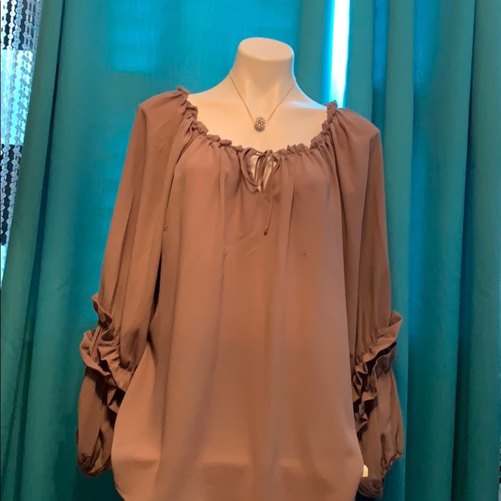 Eva Mendes Shirt